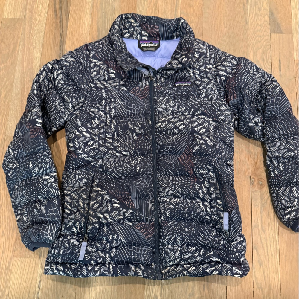 Patagonia Navy and White Patterned Jacket Girls 10